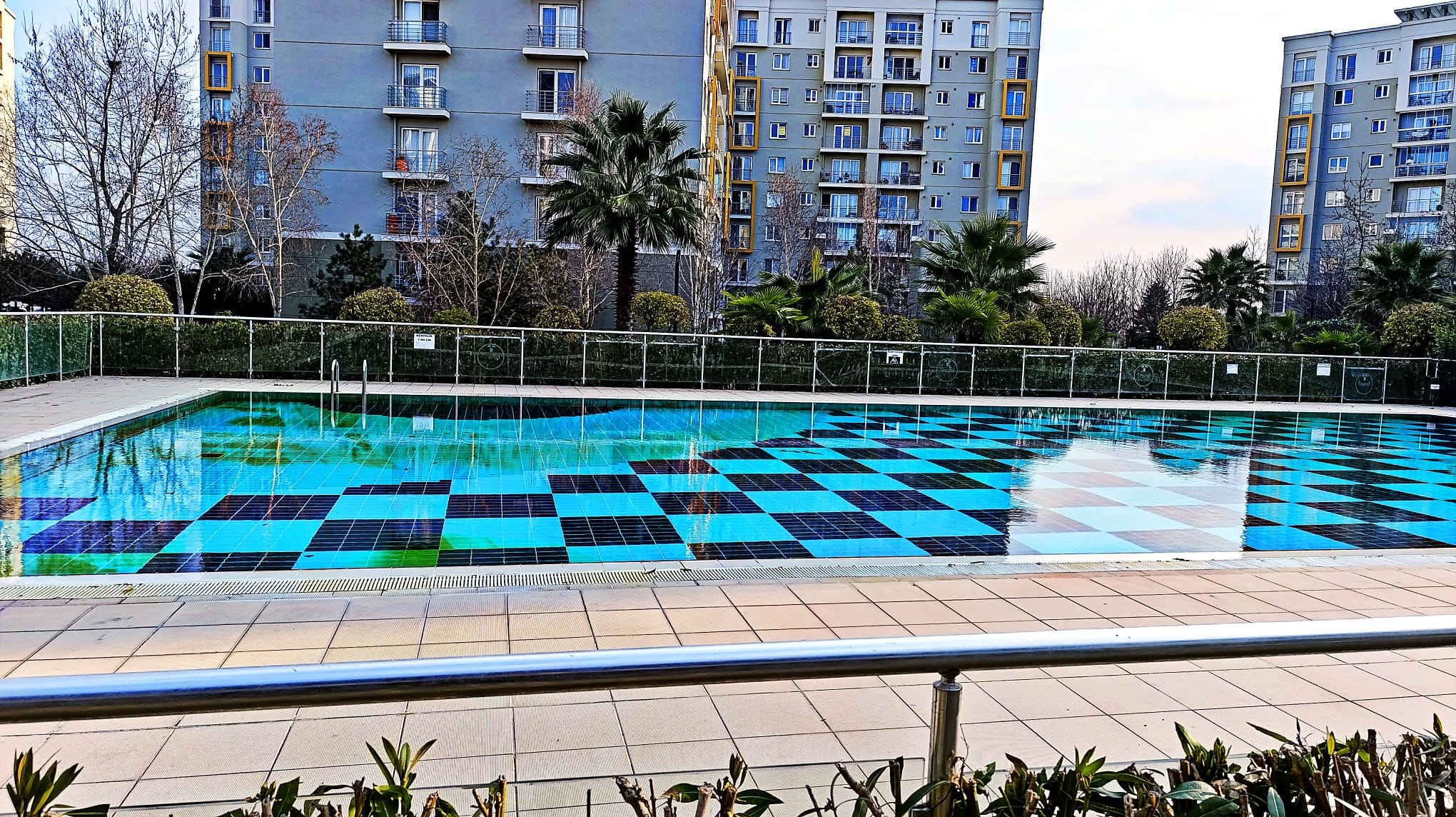 dumankaya trend yuzme havuzu 1